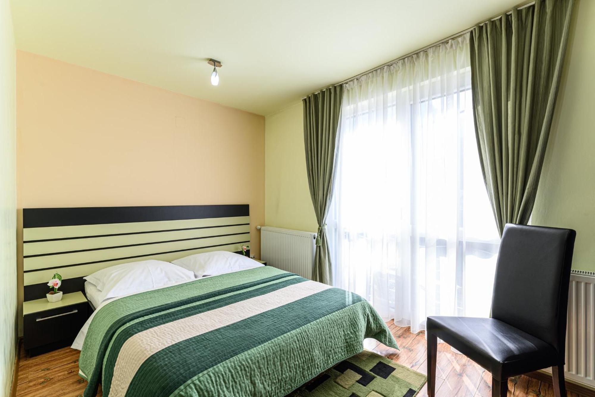 Hotel Casa Ramino à Buşteni Extérieur photo
