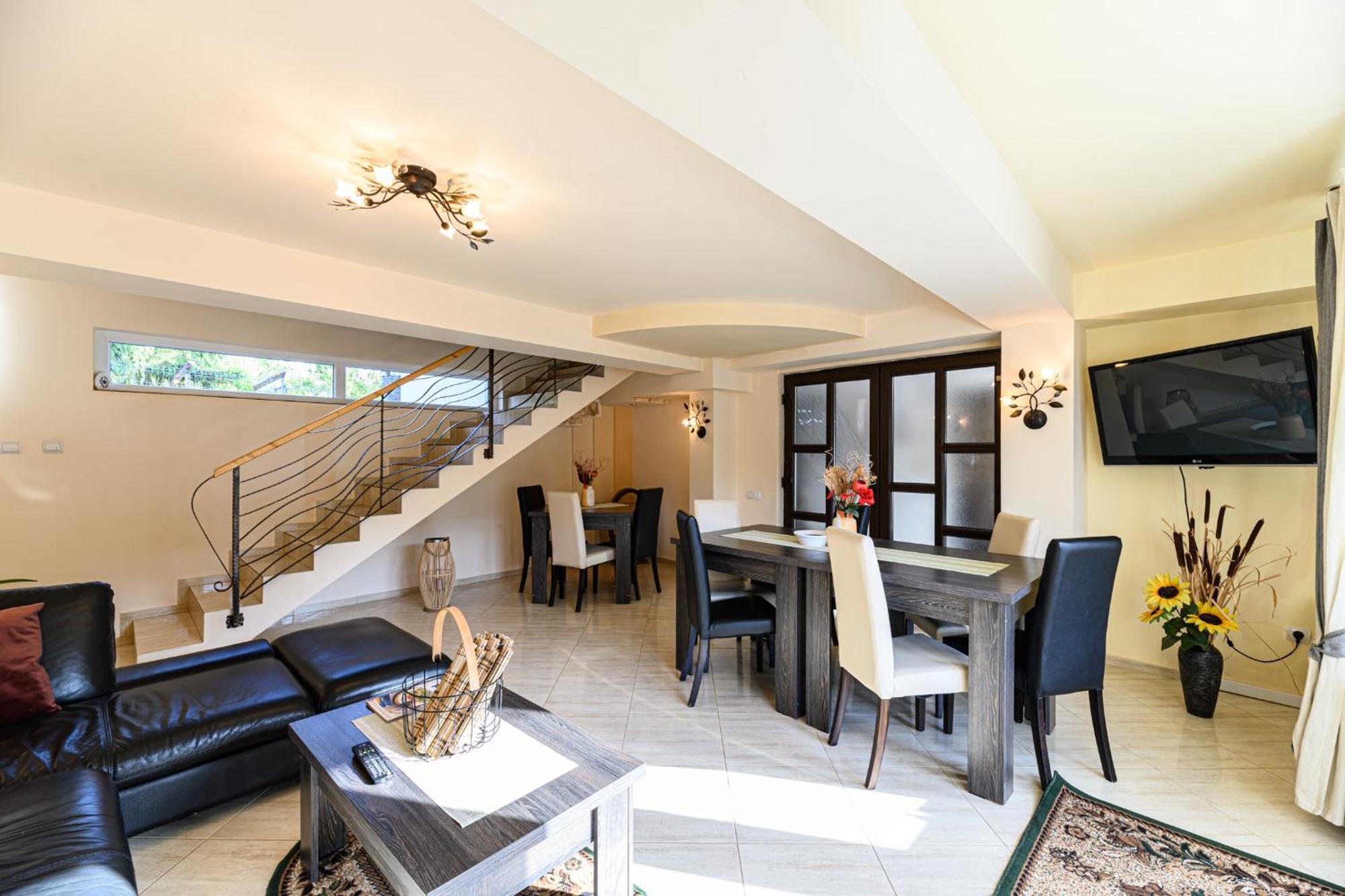 Hotel Casa Ramino à Buşteni Extérieur photo
