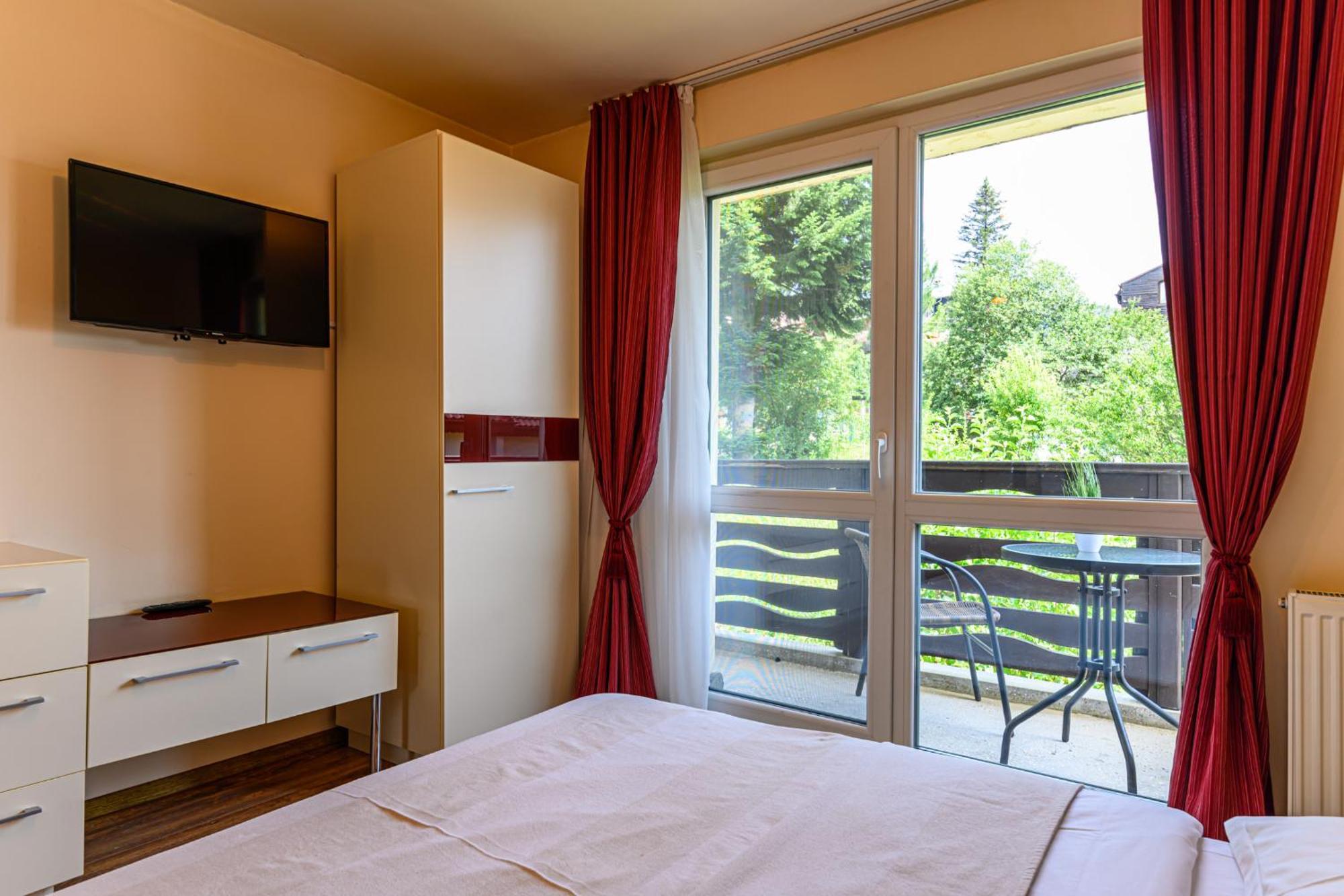 Hotel Casa Ramino à Buşteni Extérieur photo